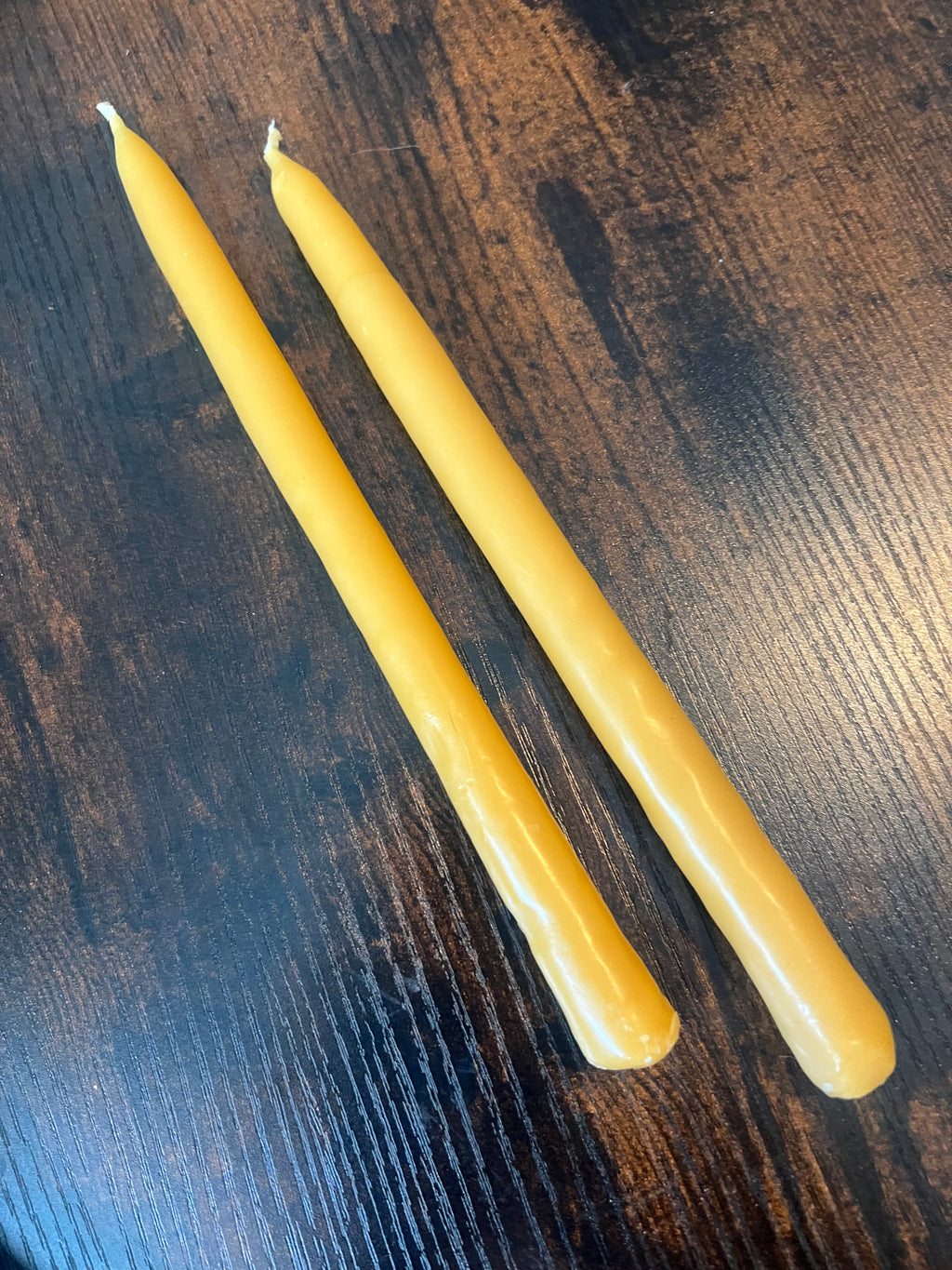 Natural Beeswax Taper Candles – Handcrafted 8 Inch Pair – Unscented